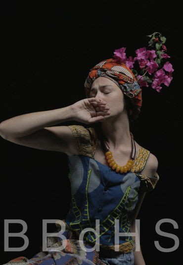 BUITE BLAF DIE HONDE SWART